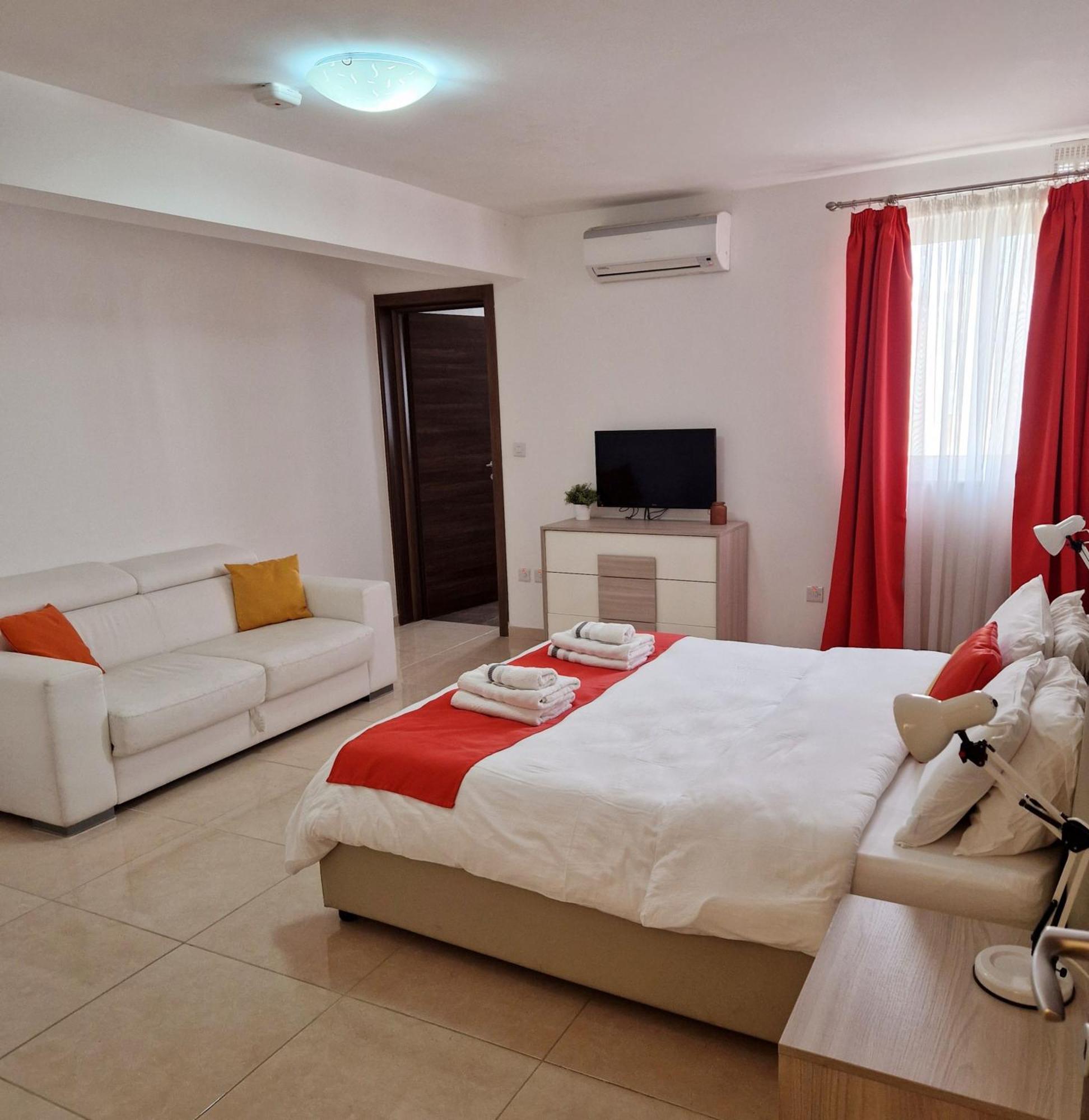 The Caves Apartments Saint Julian's ภายนอก รูปภาพ